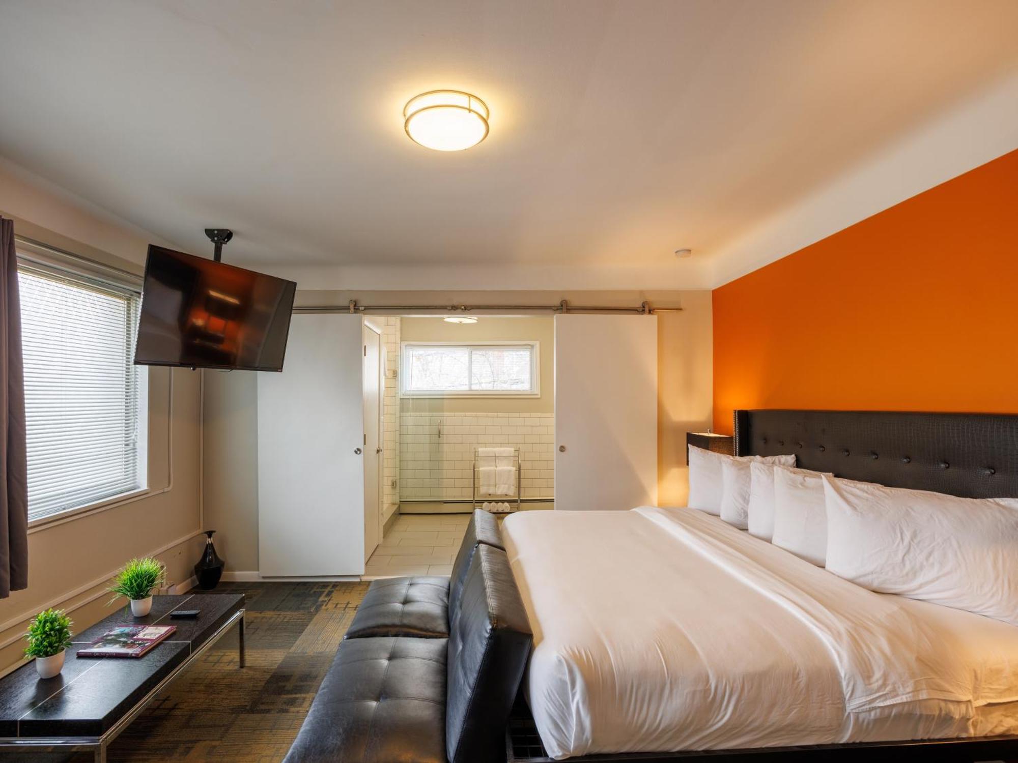 Hotel Роял Оук Екстериор снимка