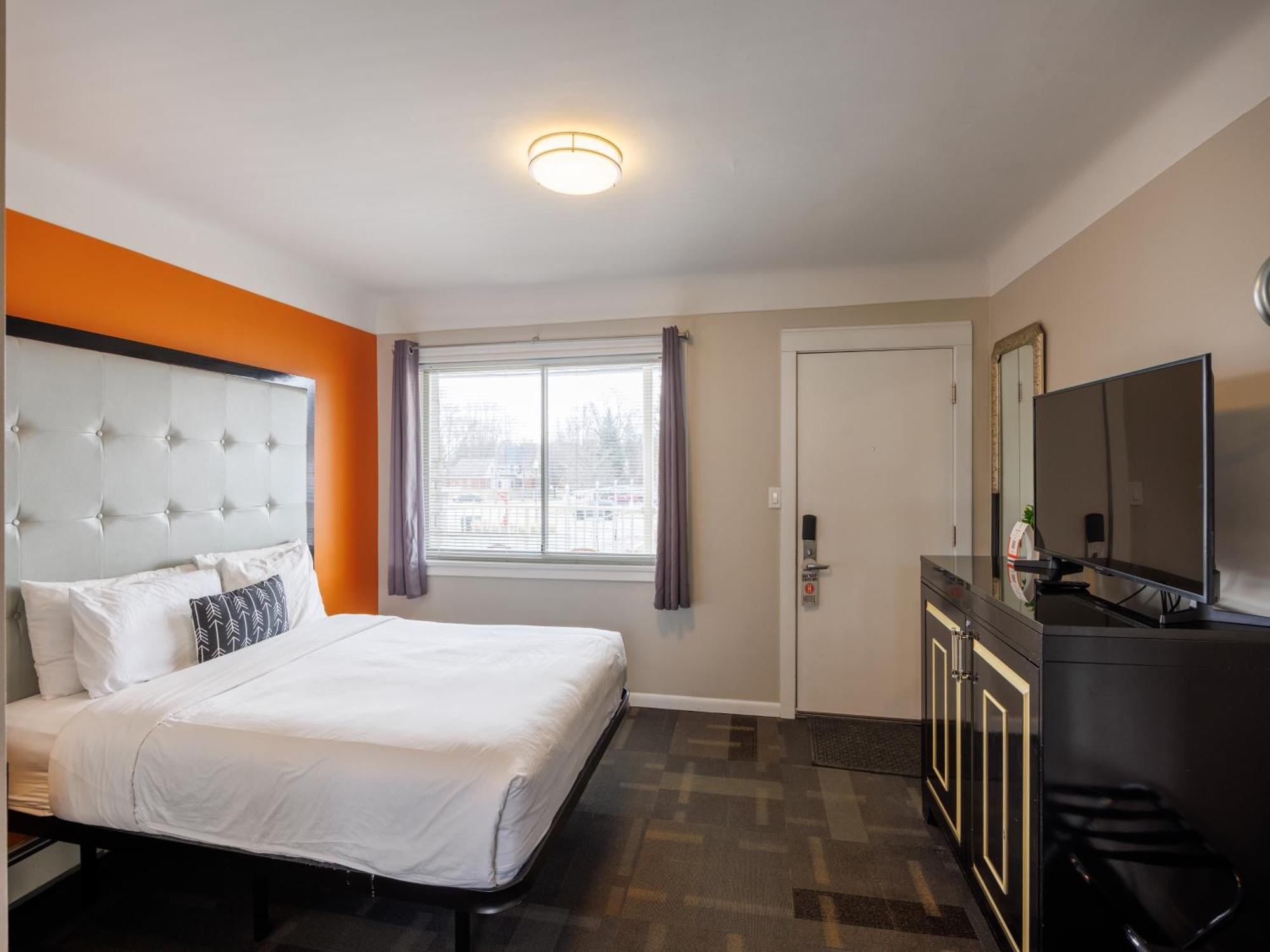 Hotel Роял Оук Екстериор снимка