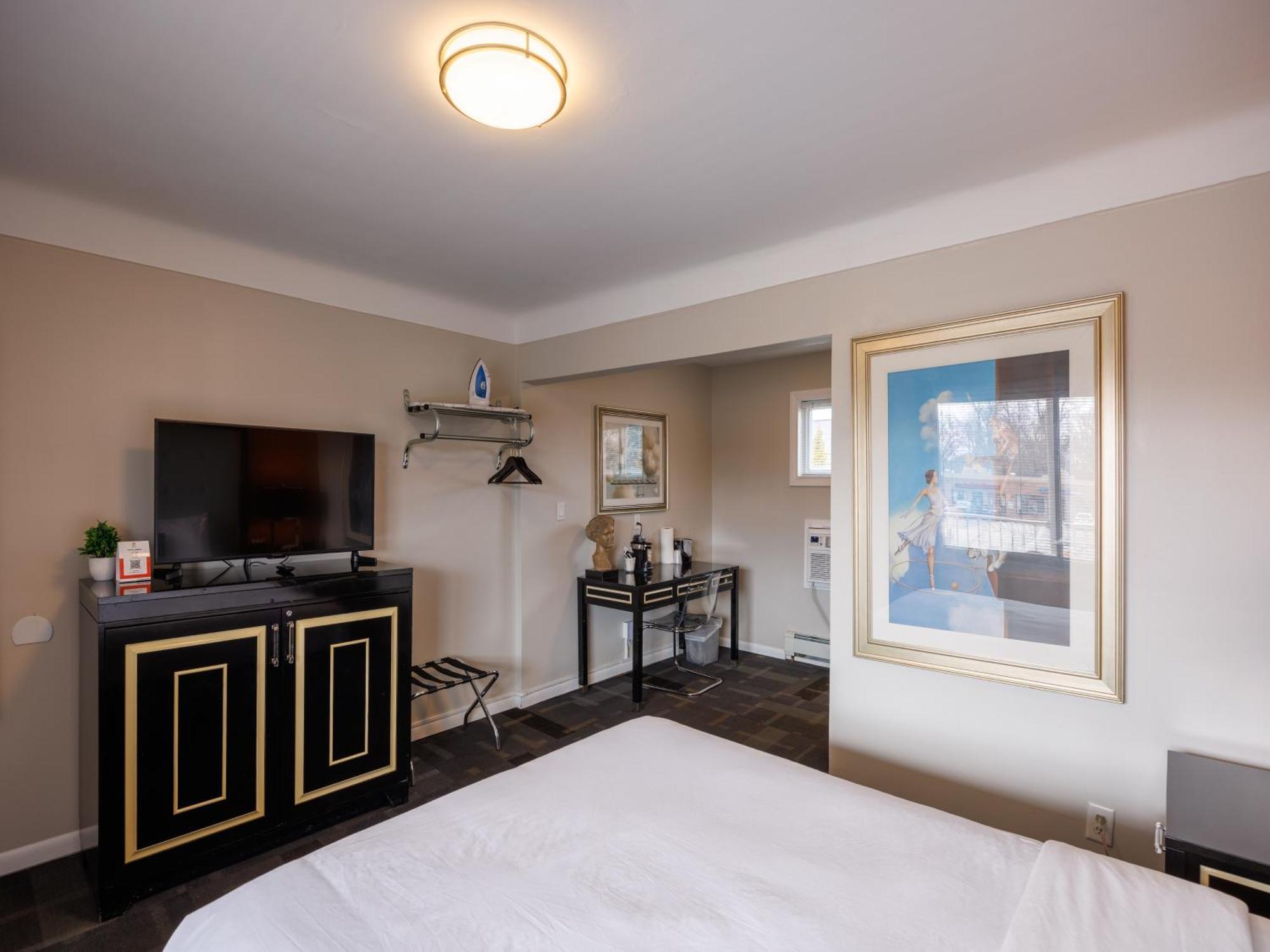 Hotel Роял Оук Екстериор снимка